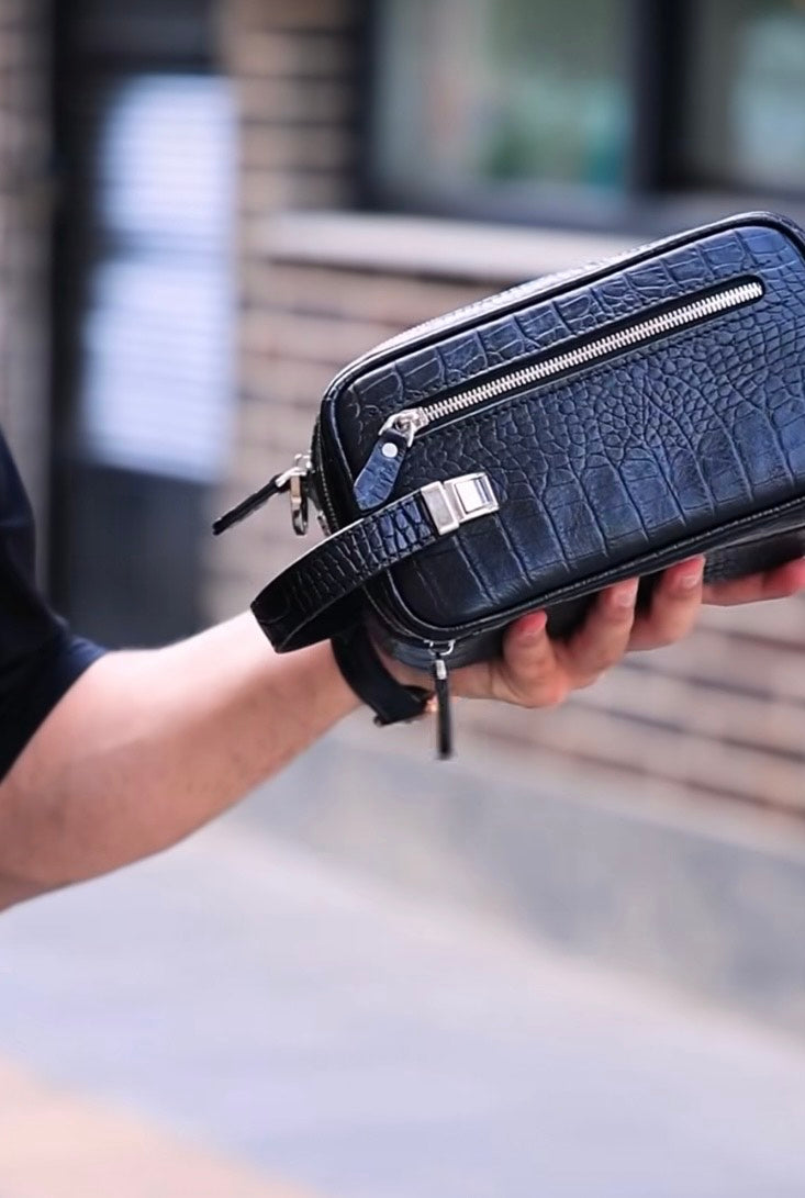 Trousse de voyage en cuir